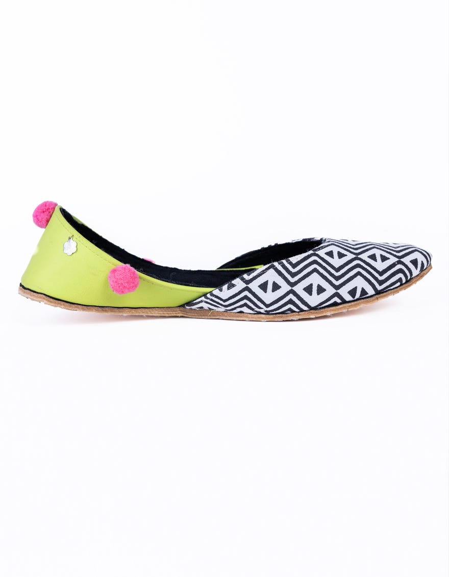 Black Canvas Women Footwear | Jj-Lkh-24-303