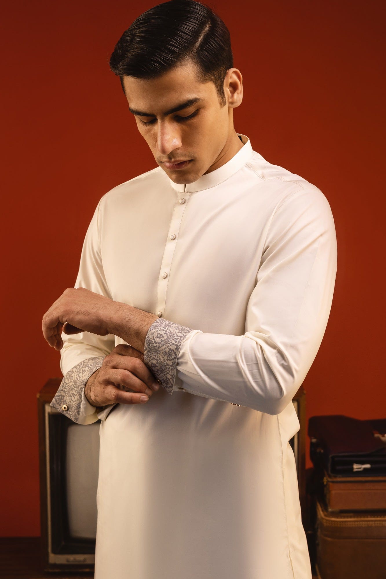 MEXICO - OFF WHITE COTTON KAMEEZ SHALWAR