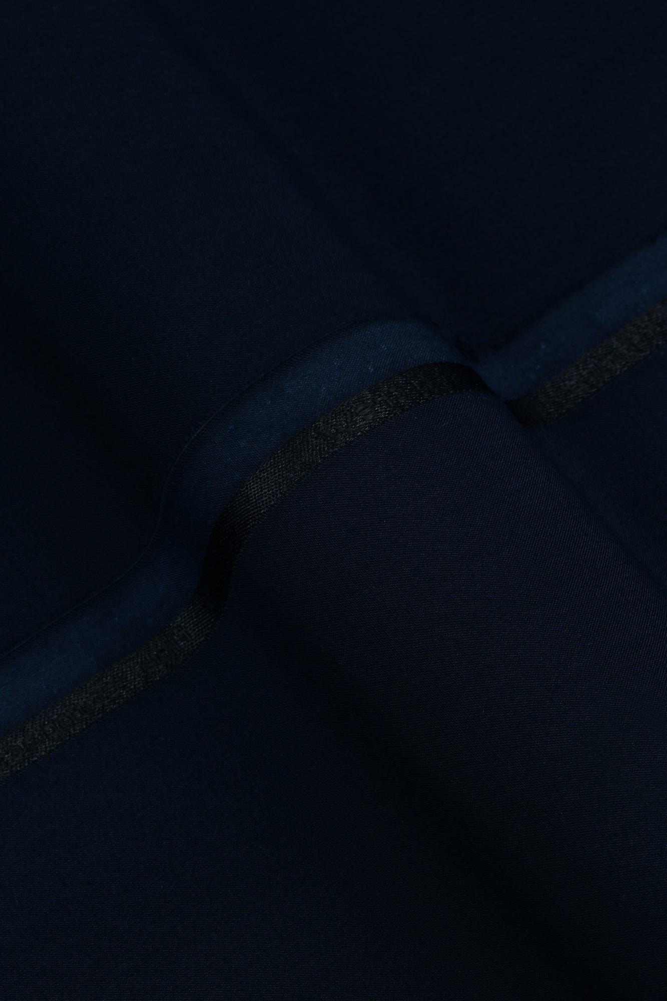 NOIDA - NAVY BLENDED UNSTITCHED KAMEEZ SHALWAR FABRIC