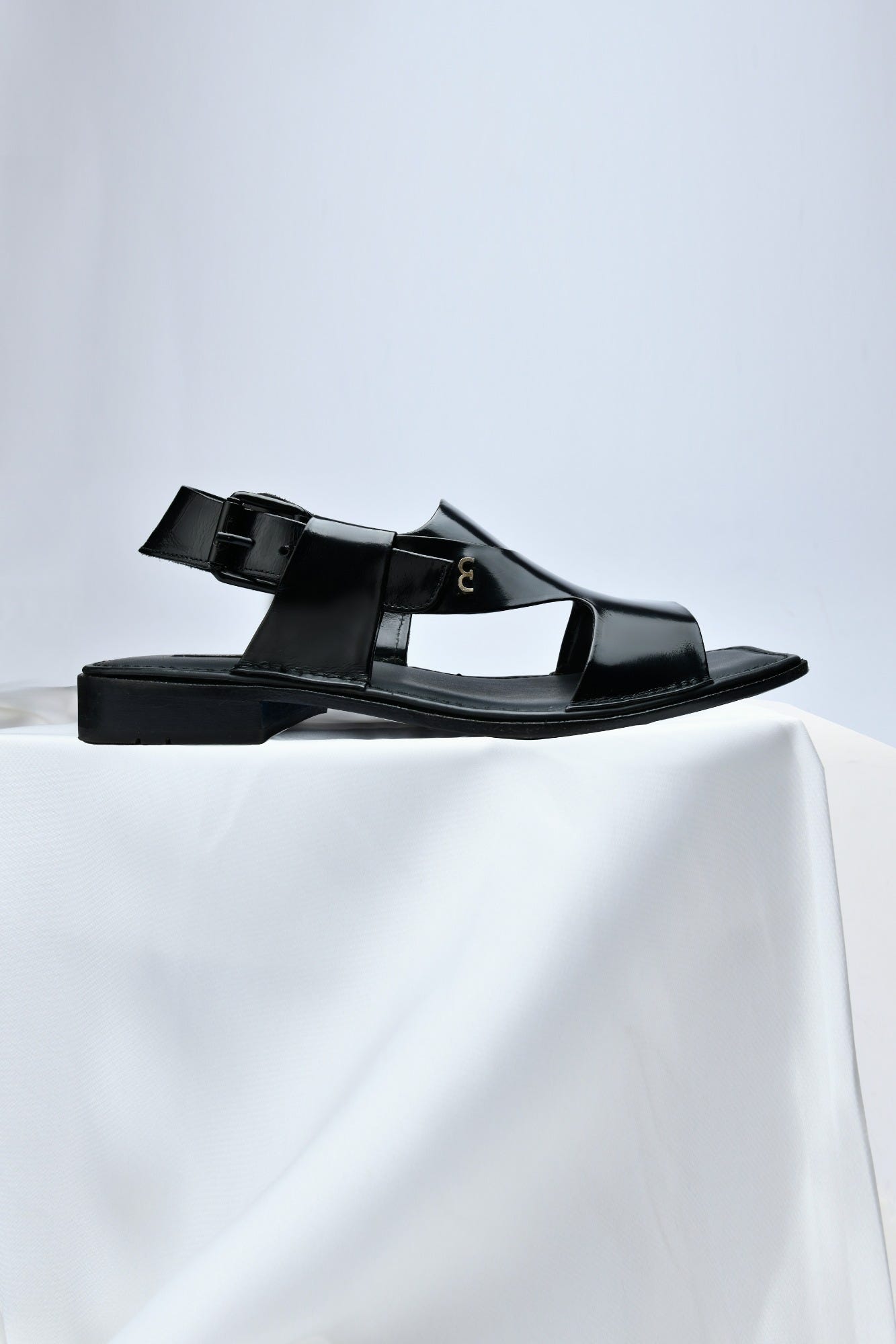 rooks-black-men-sandals