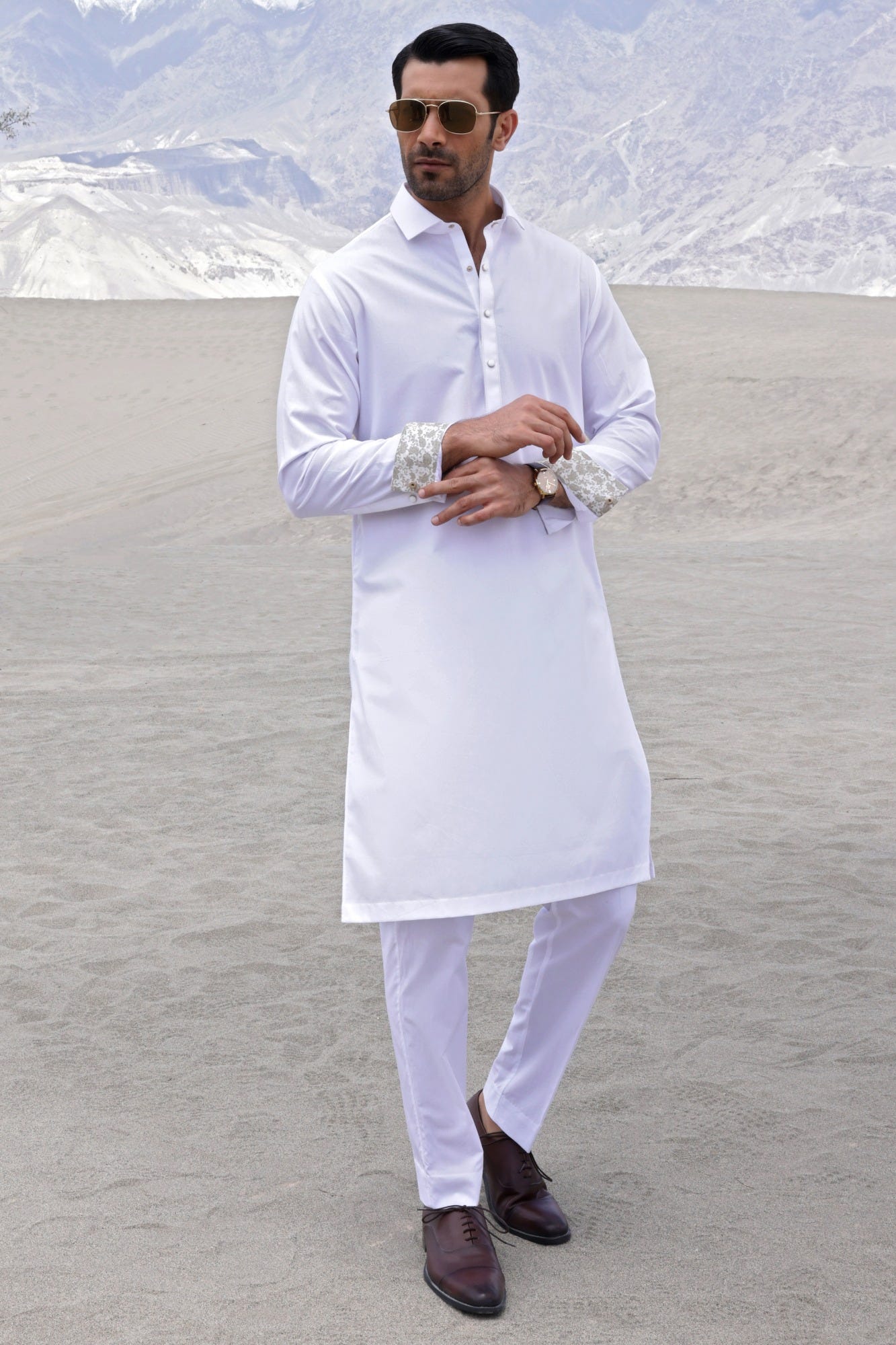 SINGAPORE - WHITE COTTON KURTA TROUSER
