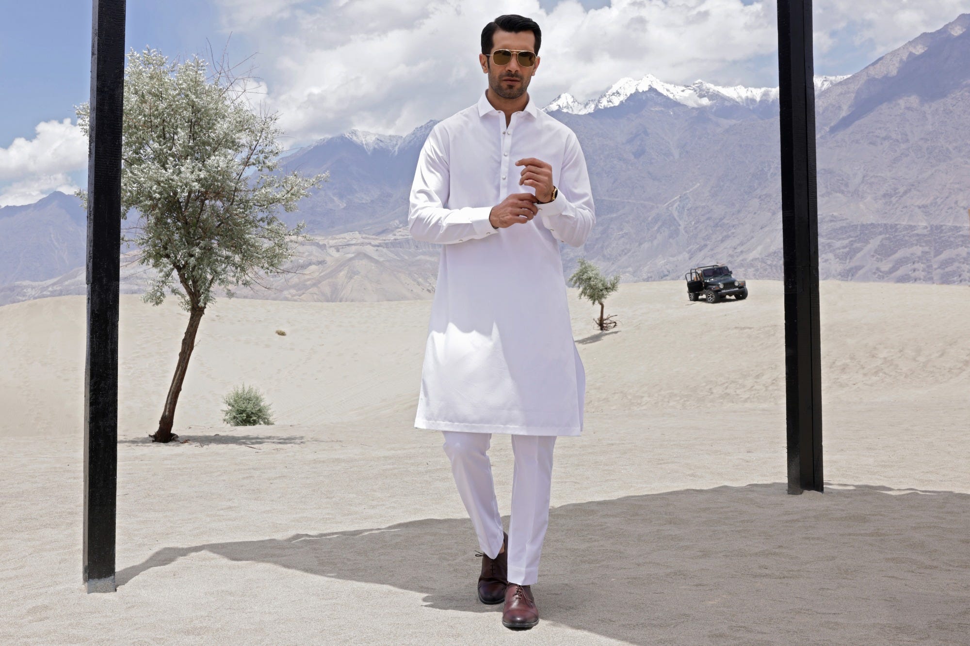 SINGAPORE - WHITE COTTON KURTA TROUSER