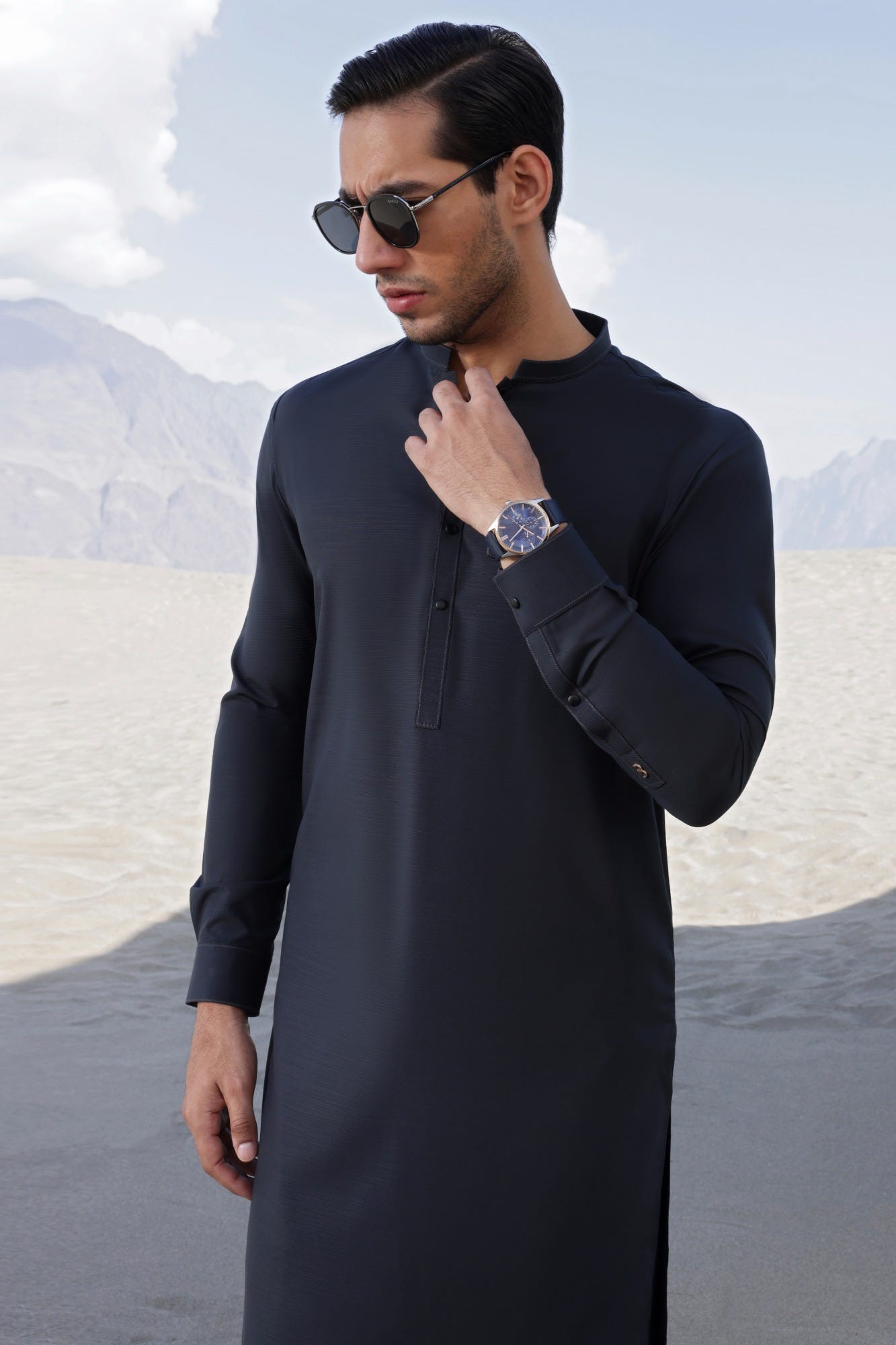 SWEDEN - DEEP GREY BLENDED KAMEEZ SHALWAR