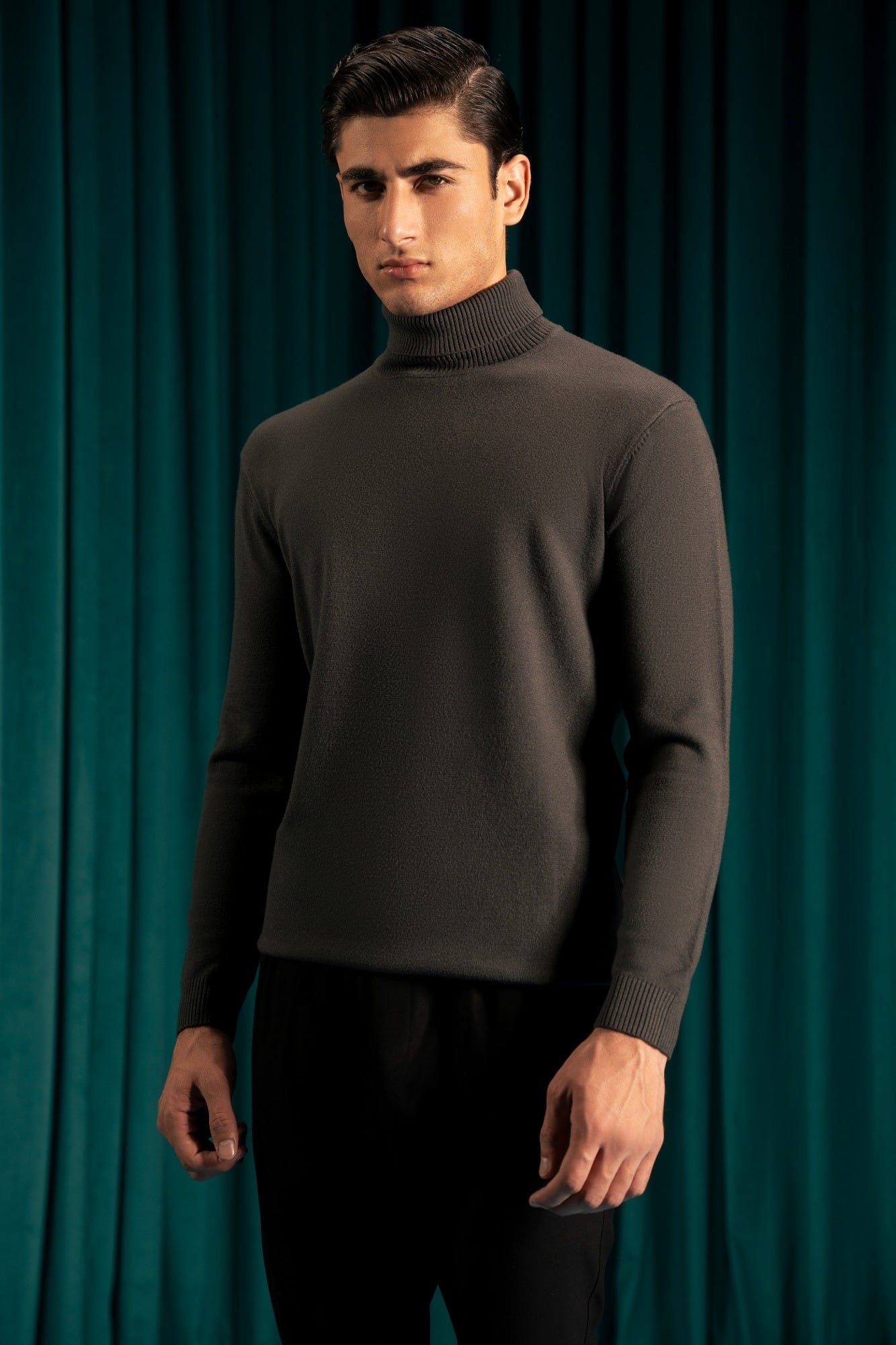 FOREST TURTLENECK SWEATER | CC-SWT-0034