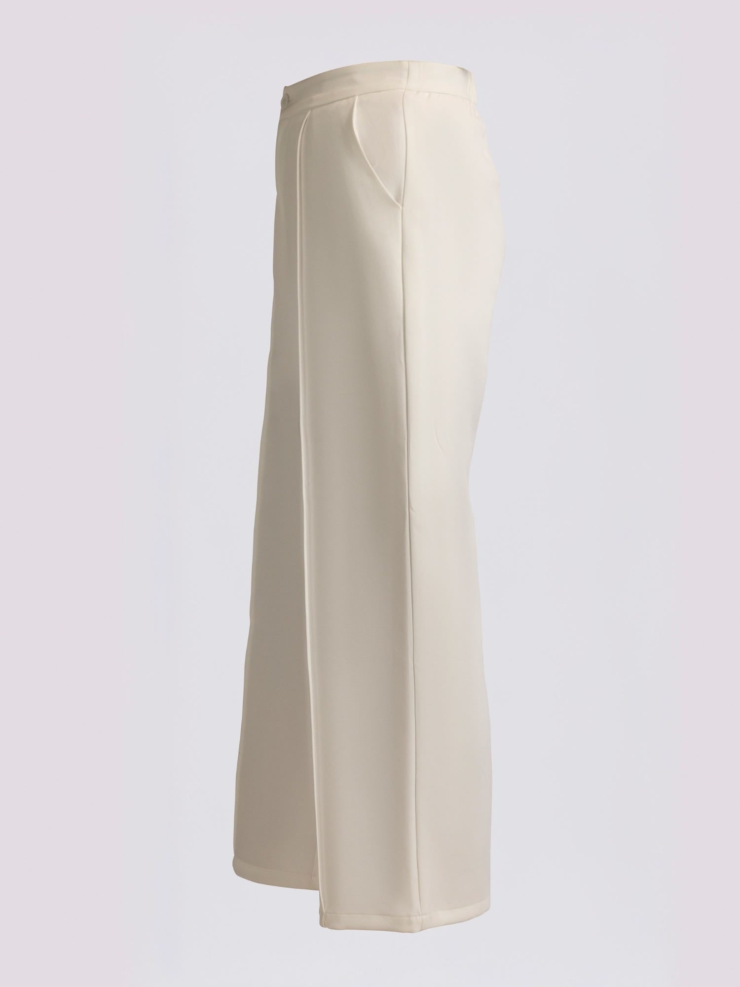 white-trousers-wbot250021a