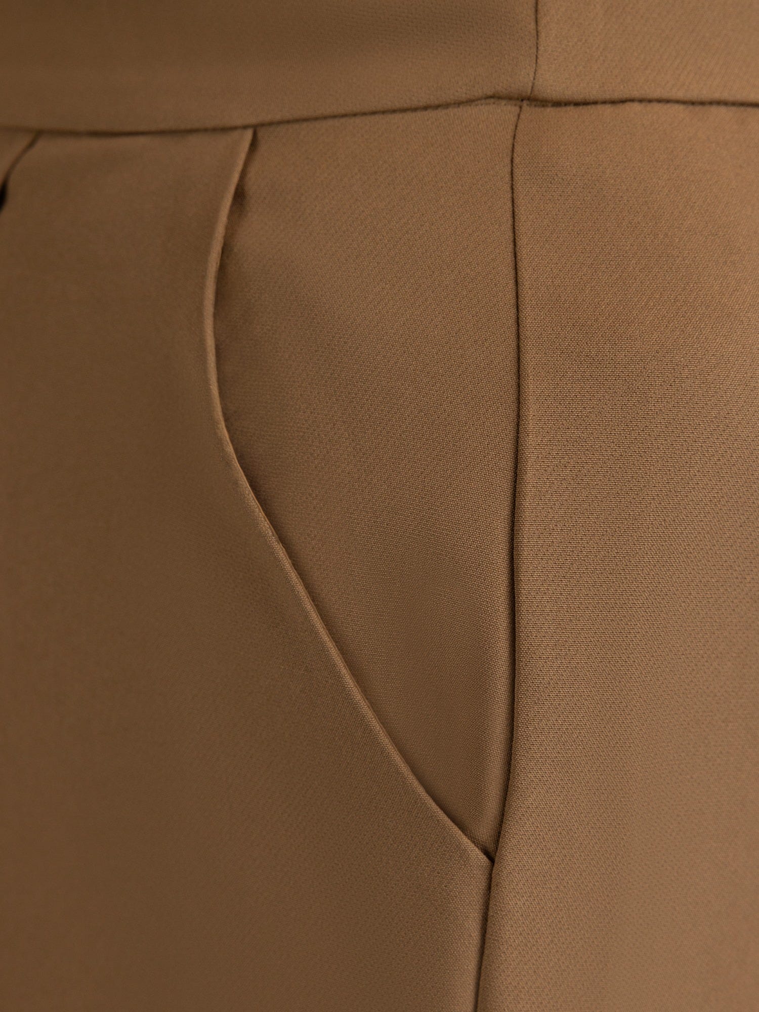 brown-trousers-wbot250021b