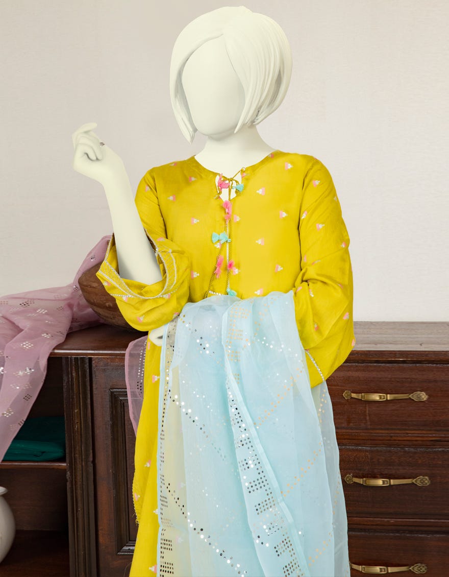 JGK-YGTL-S-635-22 FB/Nolakha-542